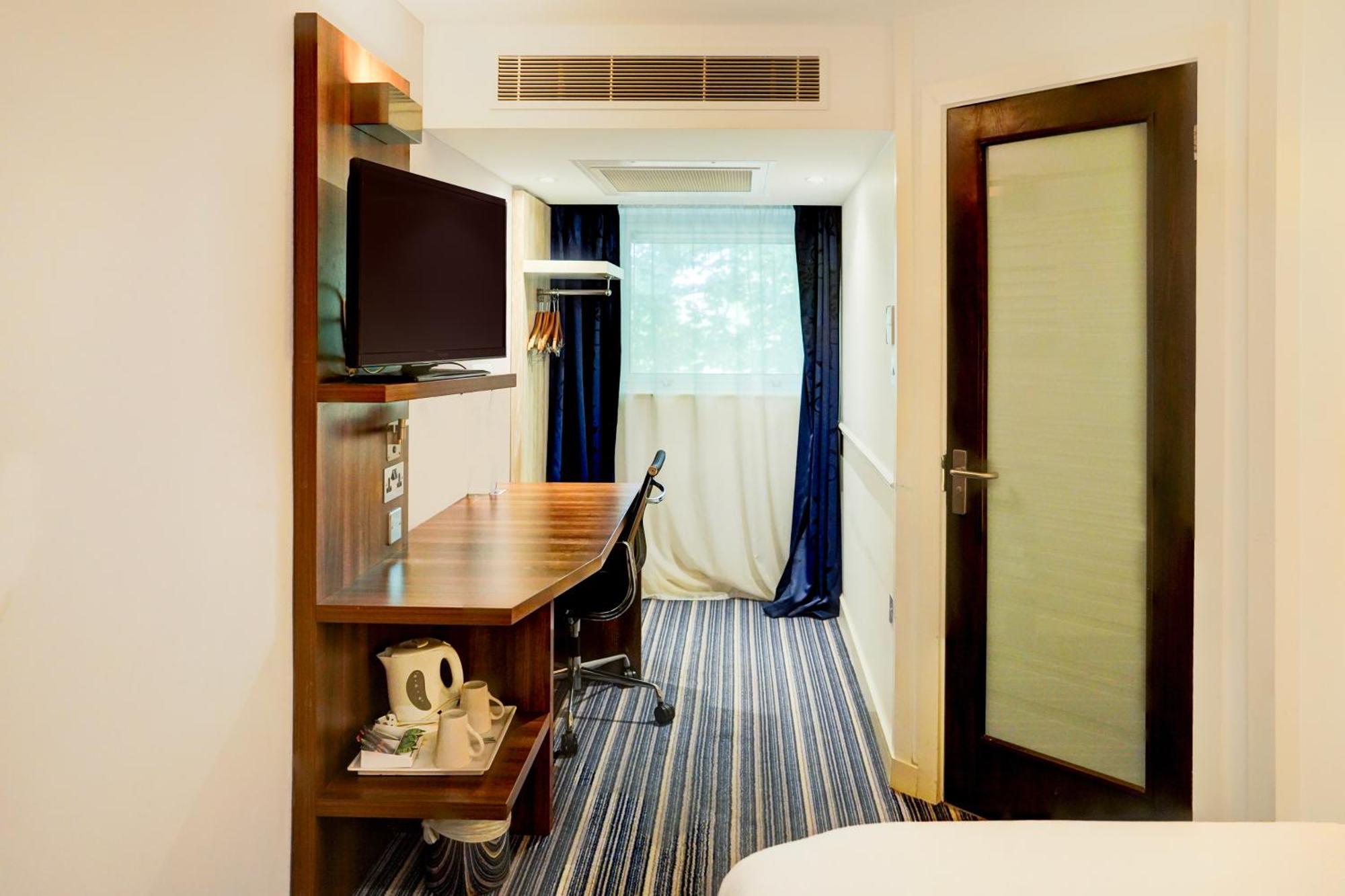 Belvilla Crewe City Centre Hotel Lifestyle Kültér fotó